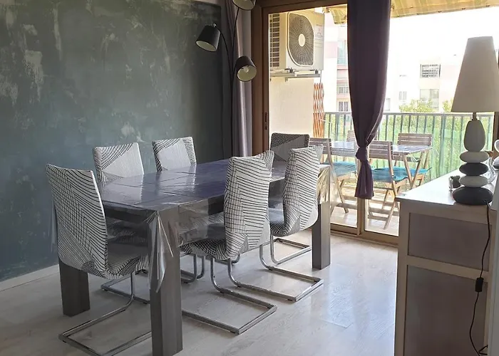 Beau T3 70m2 דירה *