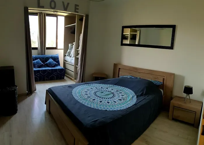 Beau T3 70m2 אז'אקסיו